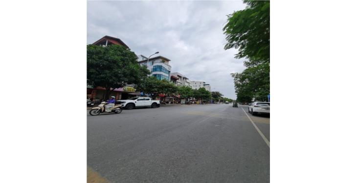 Shophouse Thuận An Central Lake, bên cạnh ủy ban Quận Gia Lâm. 375m2